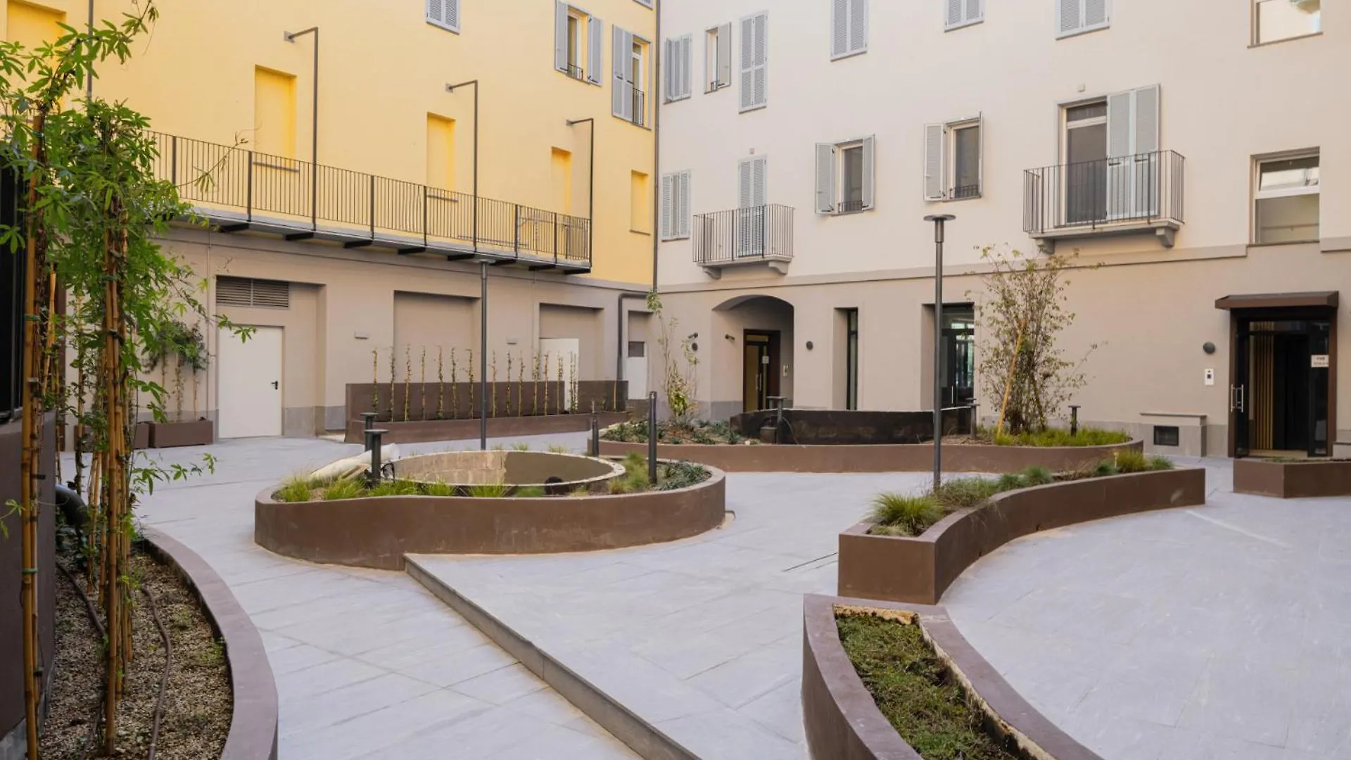 Easylife - Elegante Con Terrazzo Vicino Centrale Fs Milan Italy