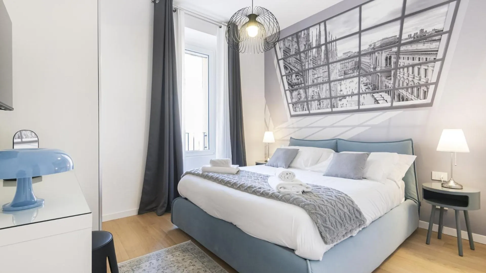 Easylife - Elegante Con Terrazzo Vicino Centrale Fs contacts